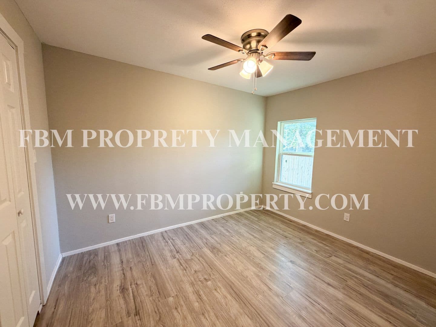 Corsicana House: 103 E. Allyn Avenue