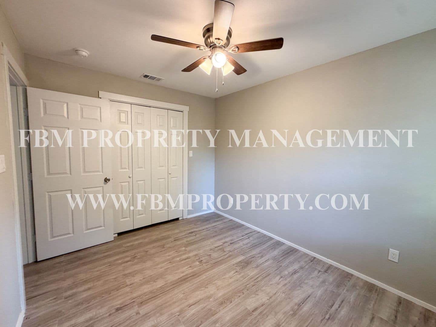 Corsicana House: 103 E. Allyn Avenue