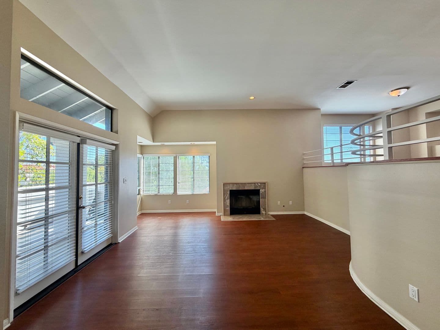 San Diego House: 8269 Avenida Navidad # 1
