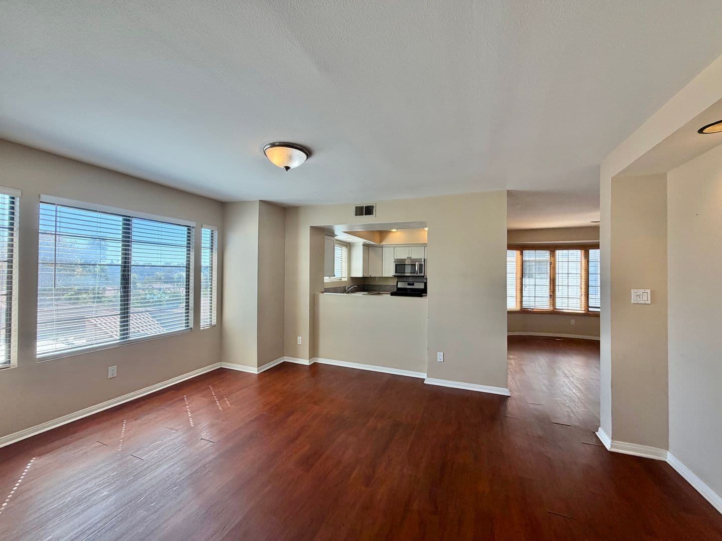 San Diego House: 8269 Avenida Navidad # 1