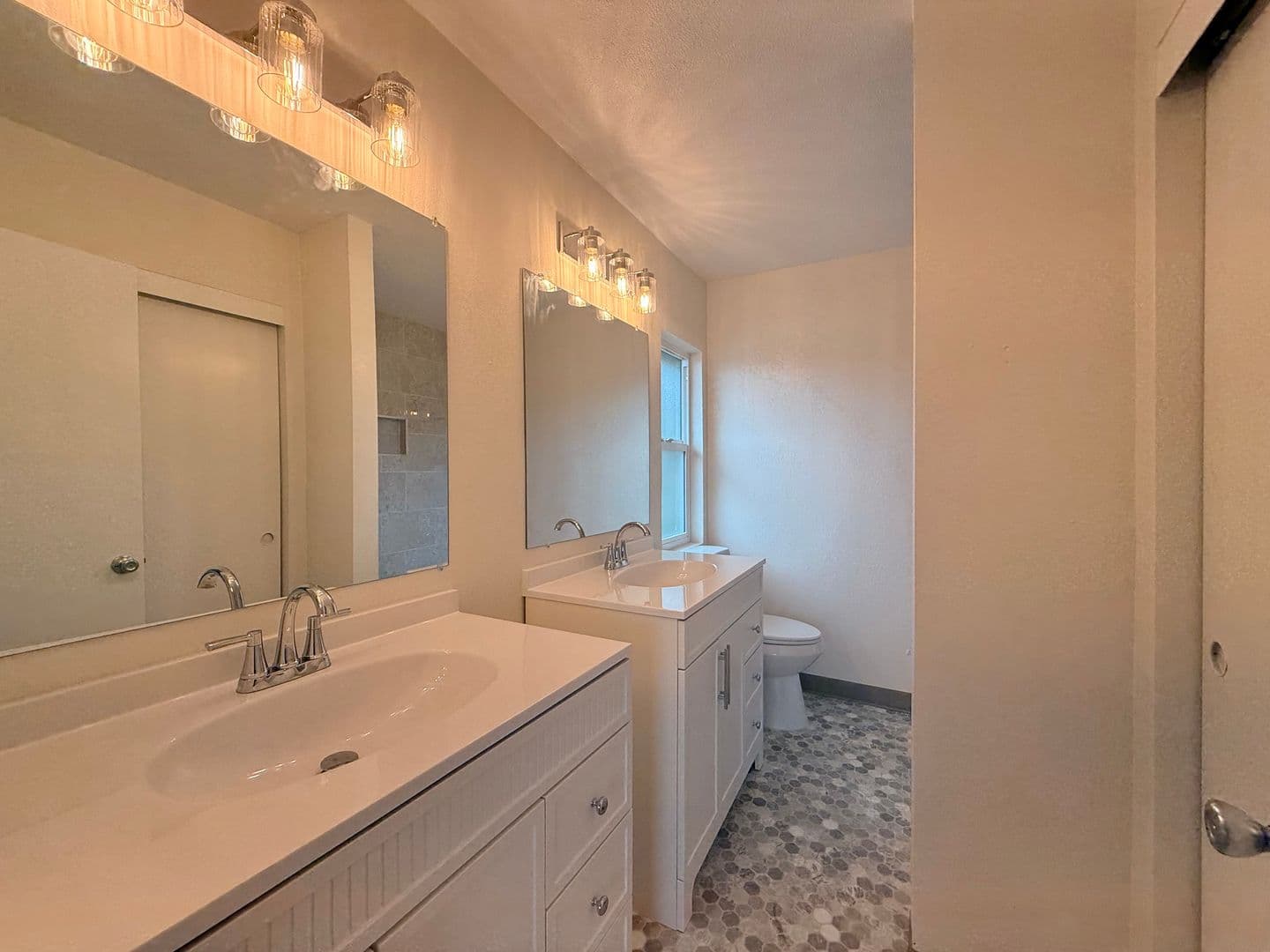 Spring Valley House: 10019 Canyonview Court