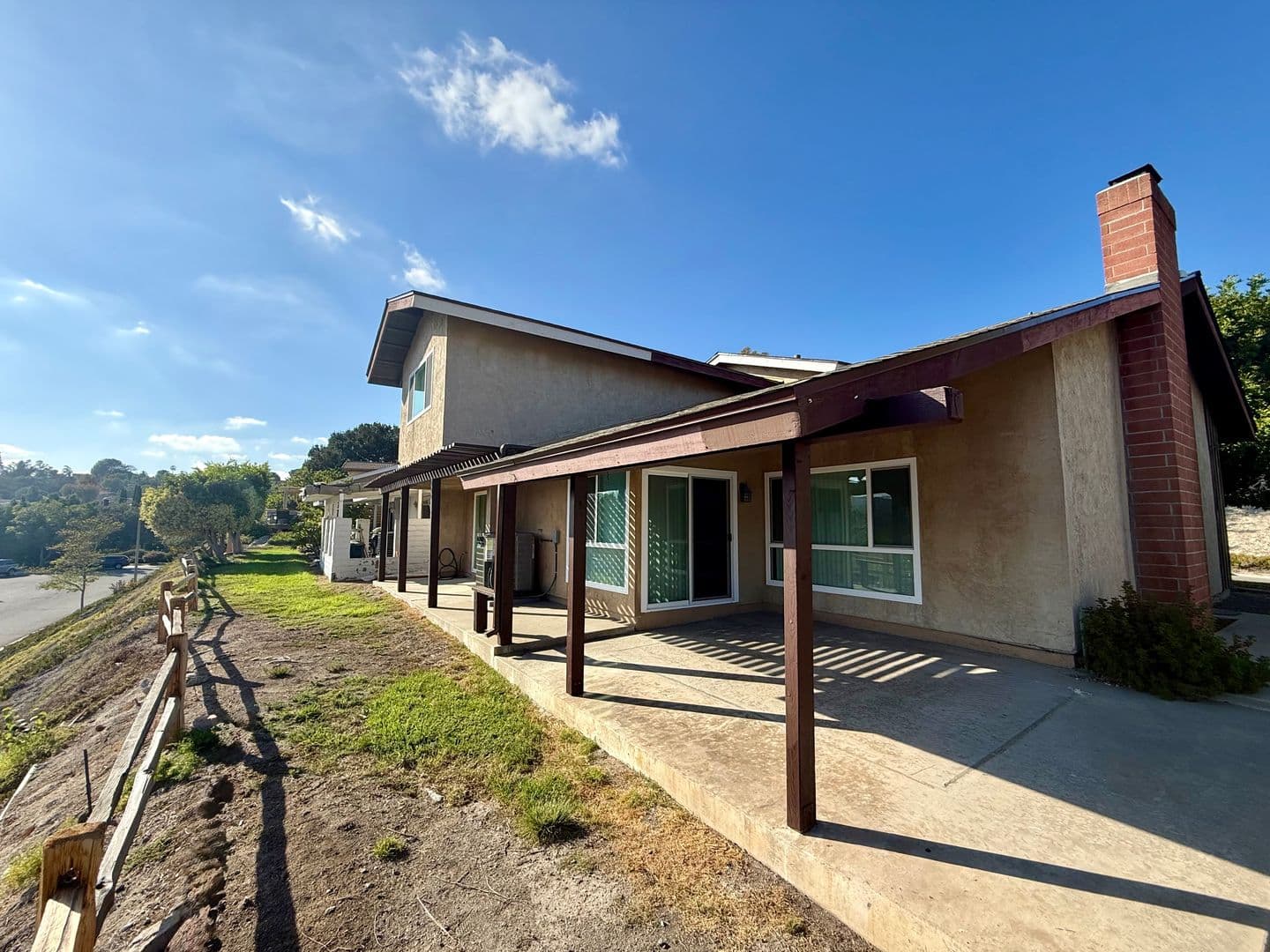 Spring Valley House: 10019 Canyonview Court