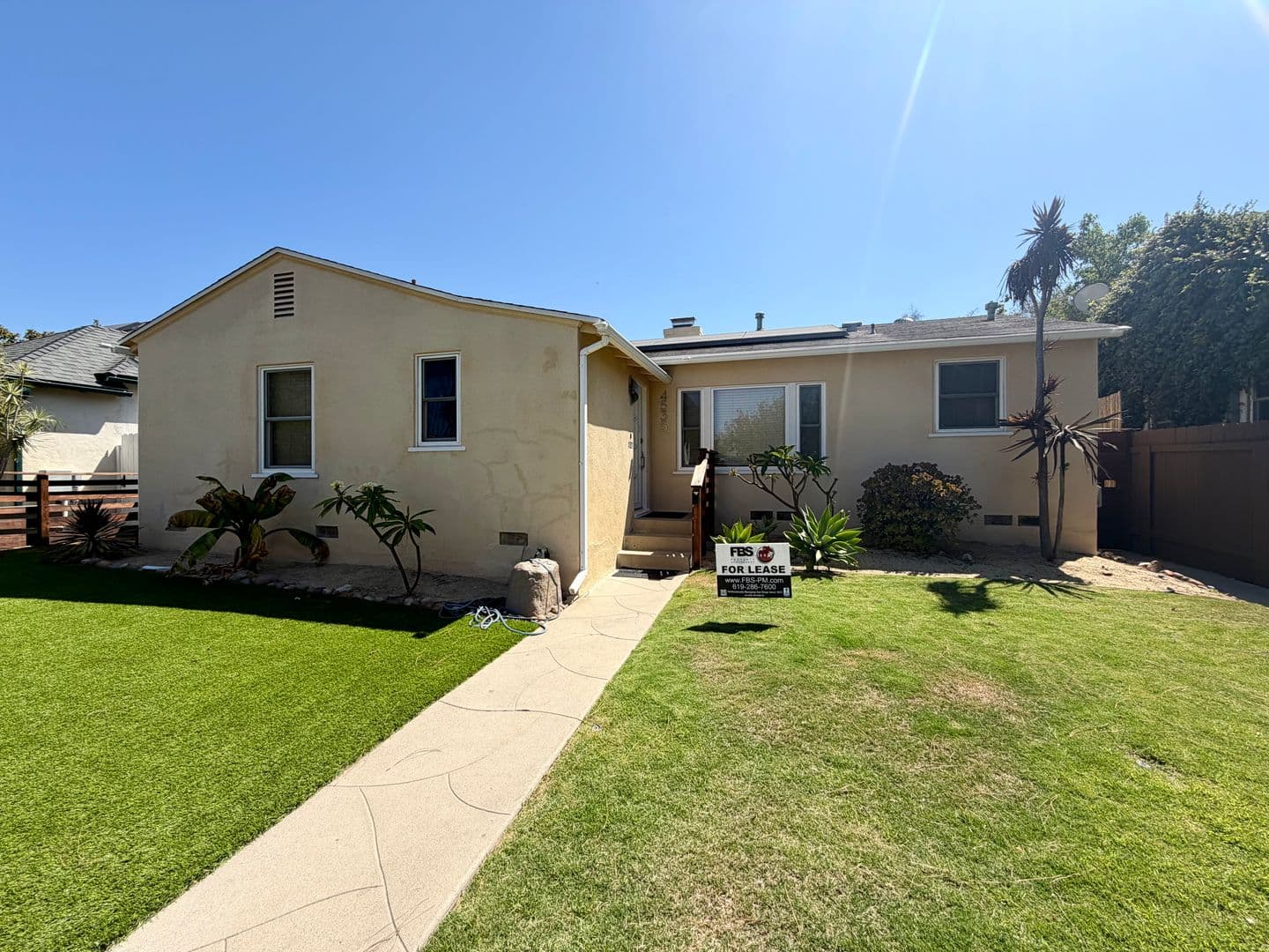 San Diego House: 4535 49th St