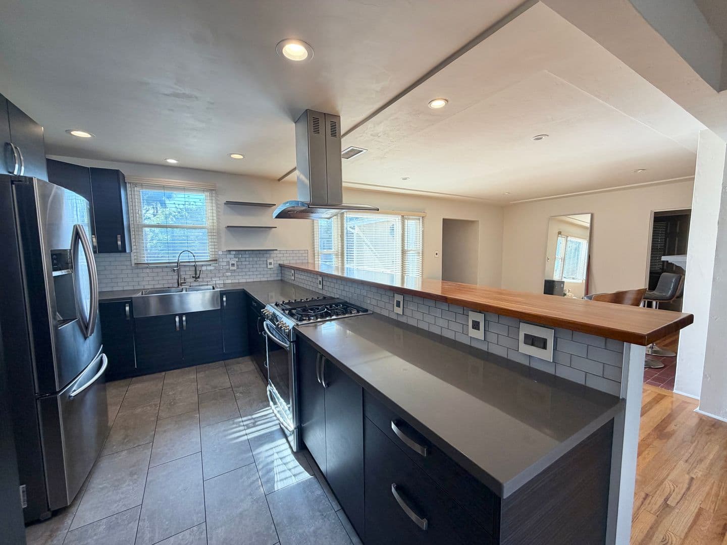 San Diego House: 4535 49th St
