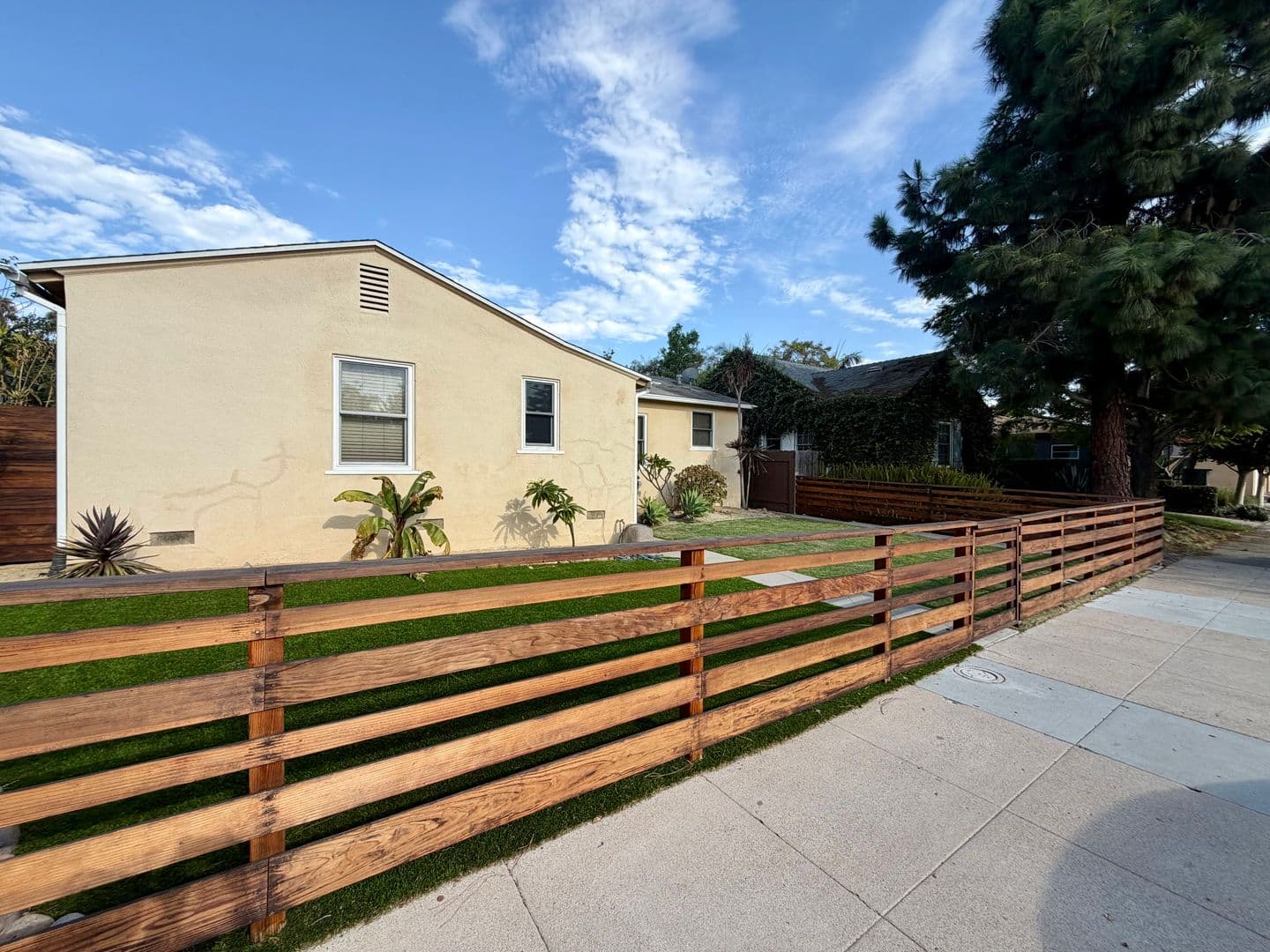 San Diego House: 4535 49th St