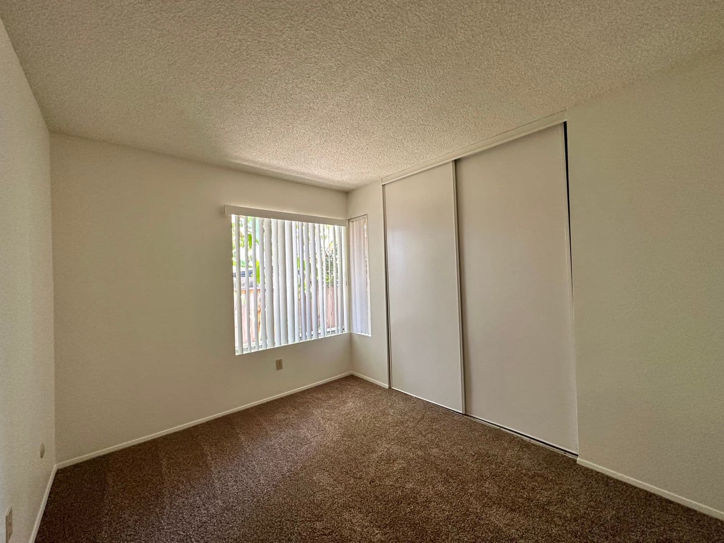 San Diego House: 7007 Pembridge Lane