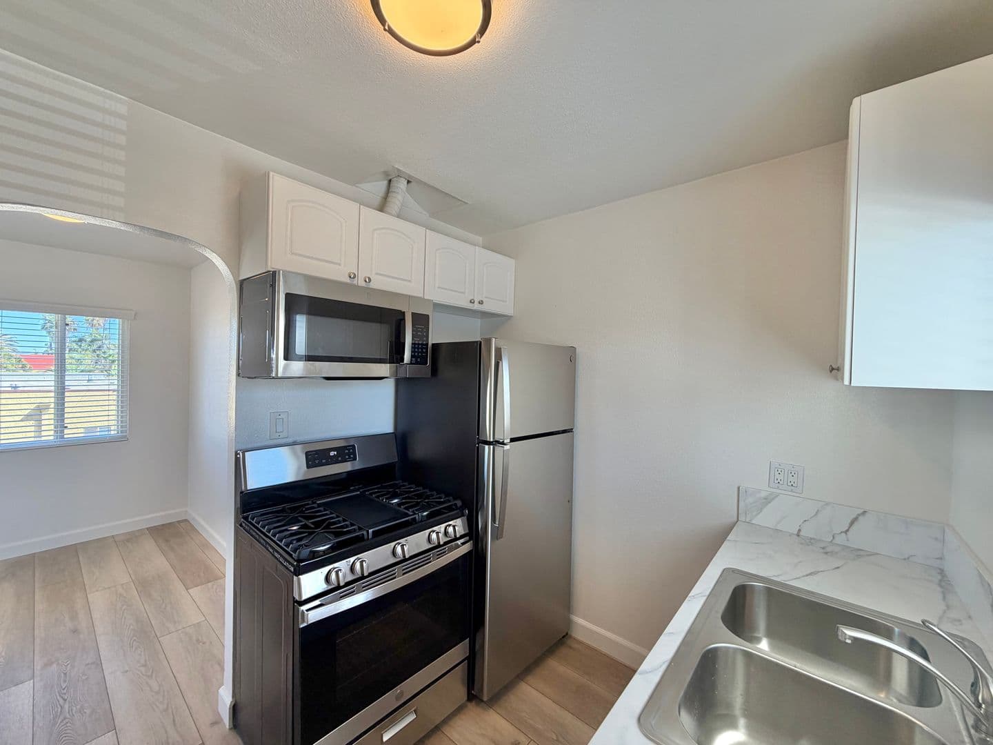 San Diego Apartment: 4638-4642 Hawley Blvd