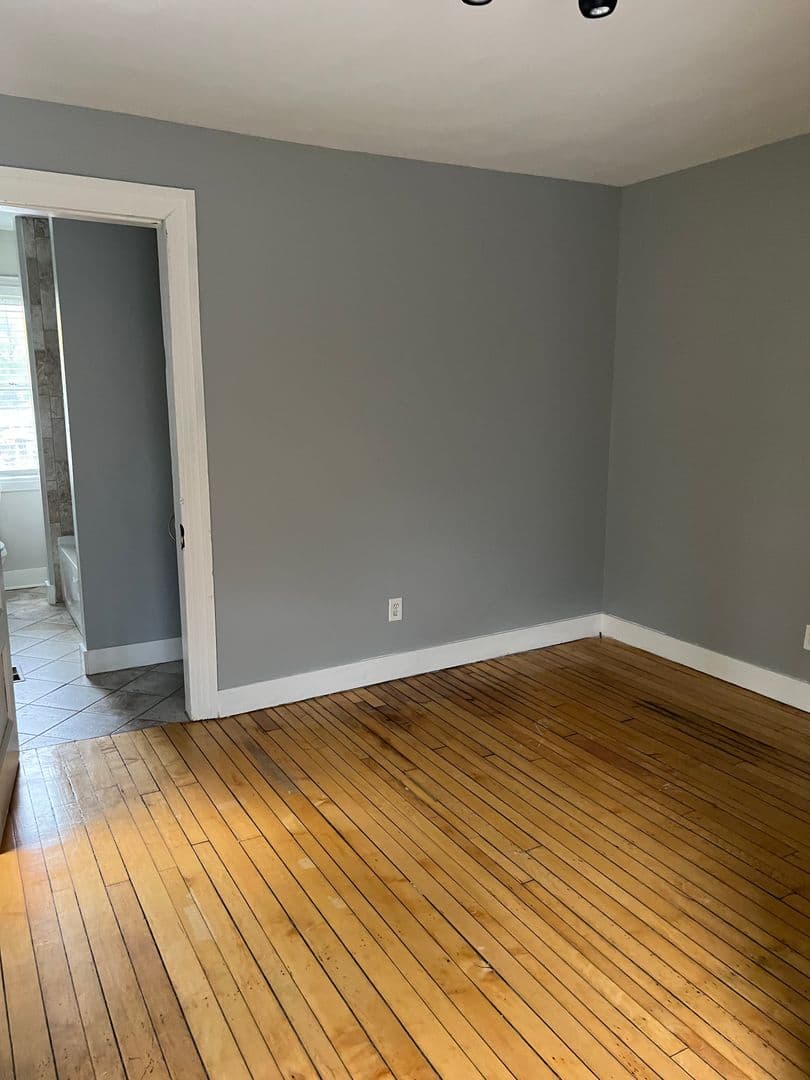 Rochester Apartment: 78 Oxford St