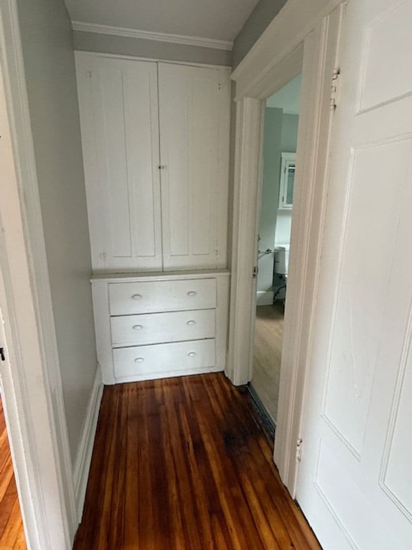 Rochester Apartment: 294 Chili Ave