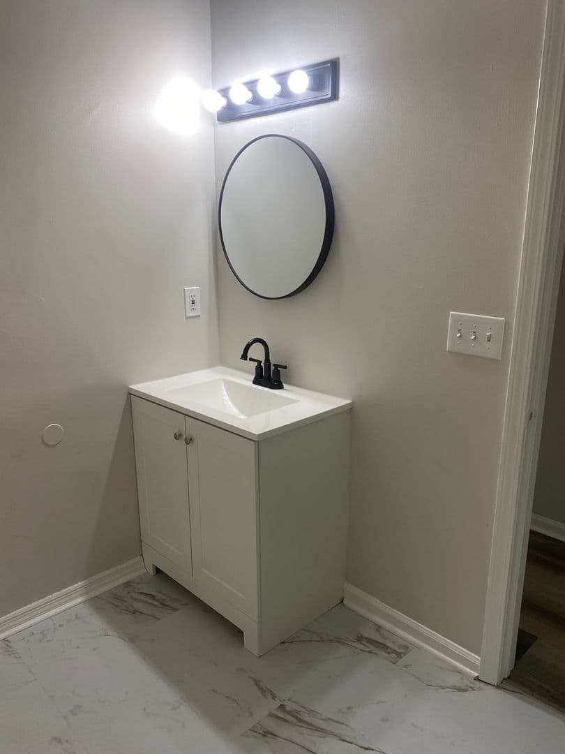 Rochester Apartment: 91 Reynolds Street