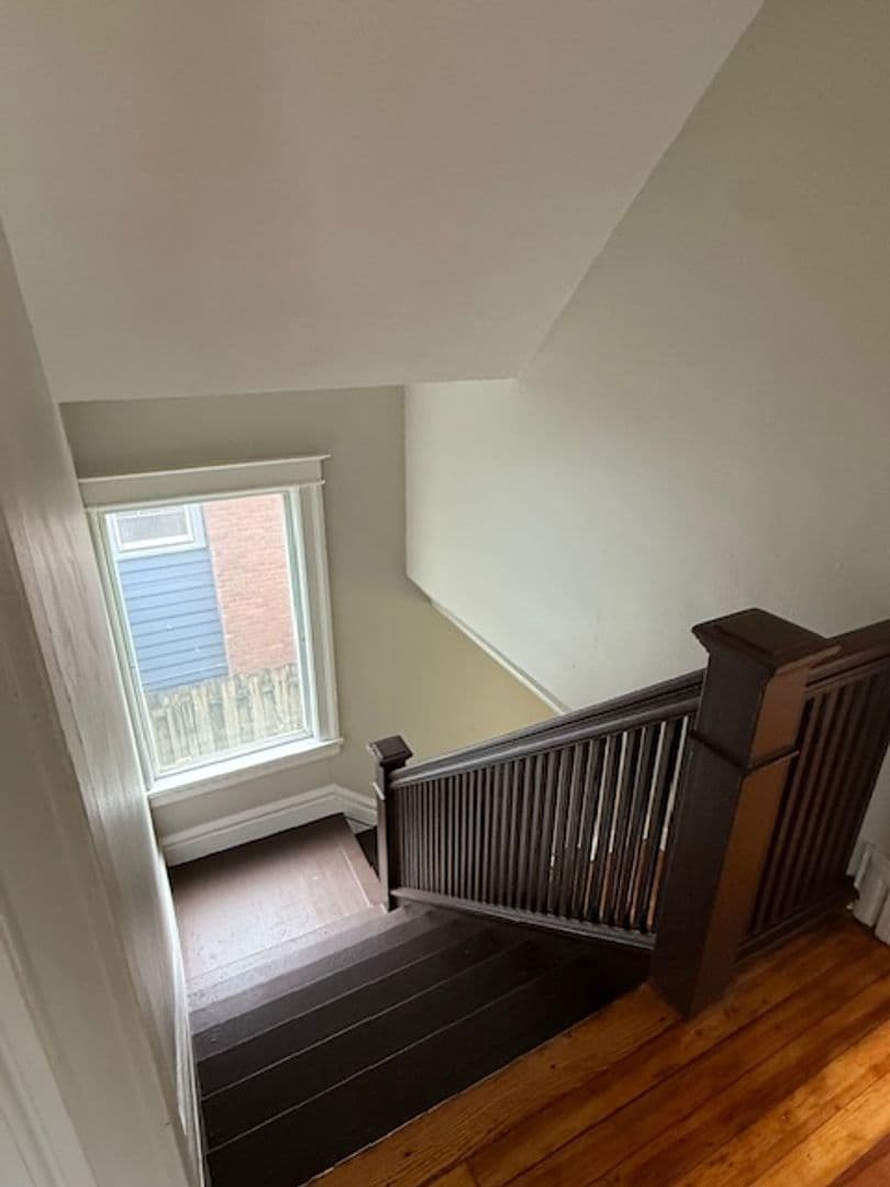 Rochester Apartment: 294 Chili Ave
