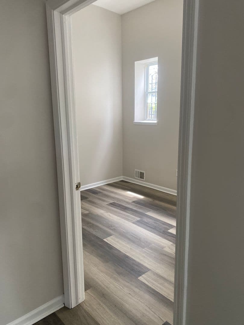 Rochester Apartment: 91 Reynolds Street