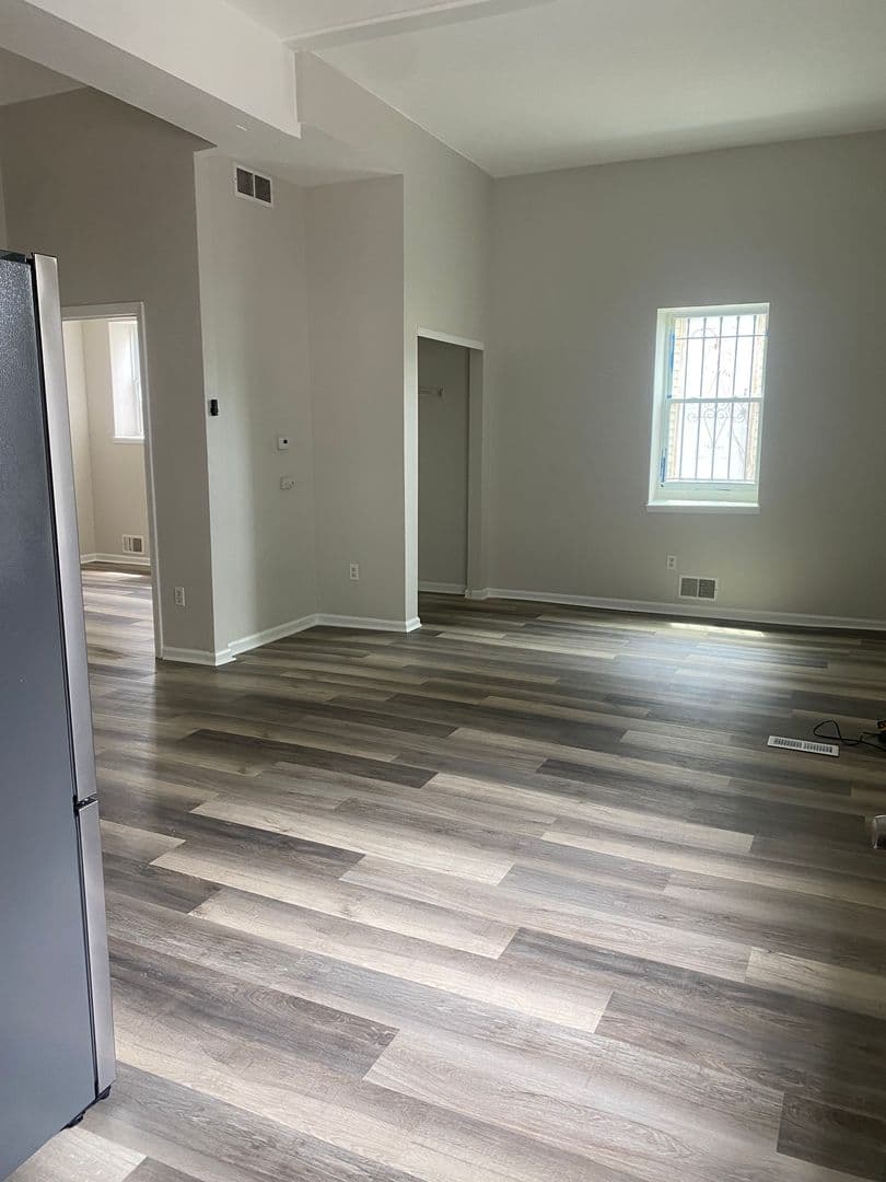 Rochester Apartment: 91 Reynolds Street