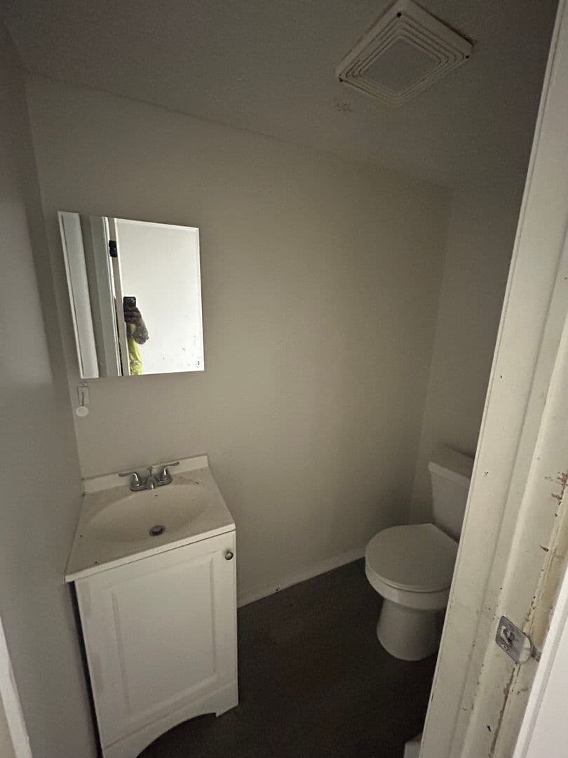 Rochester Apartment: 950 St Paul St