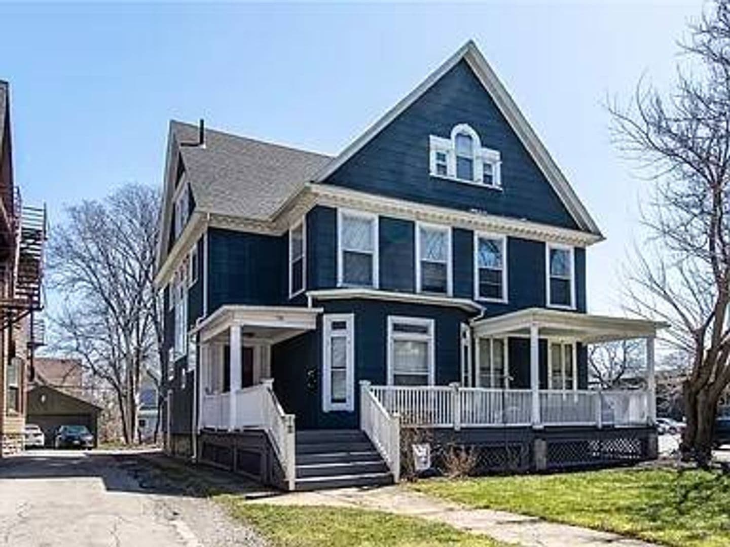 Rochester Apartment: 78 Oxford St