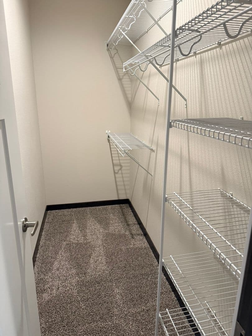 Granite Falls Apartment: 225 Penny Ave.