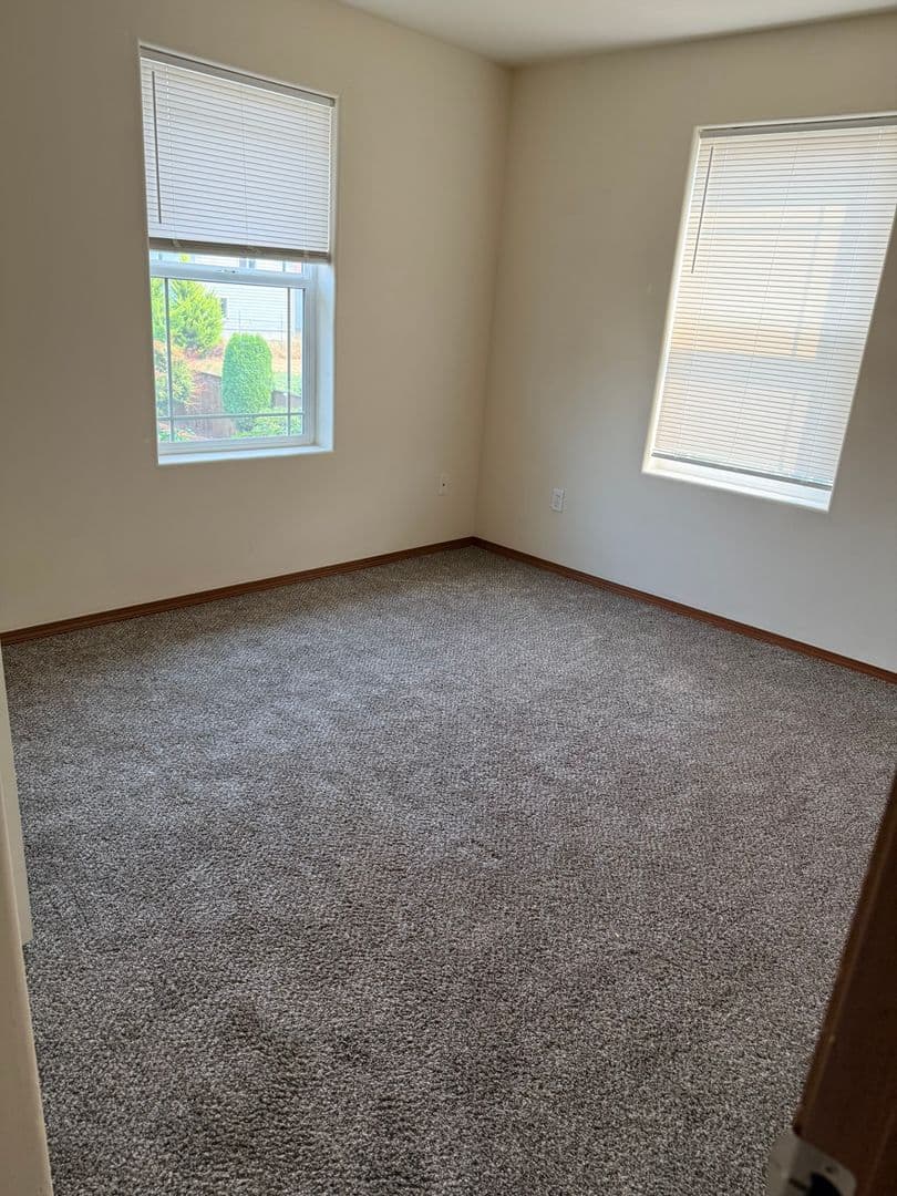 Granite Falls Townhome: 119 Indiana Avenue