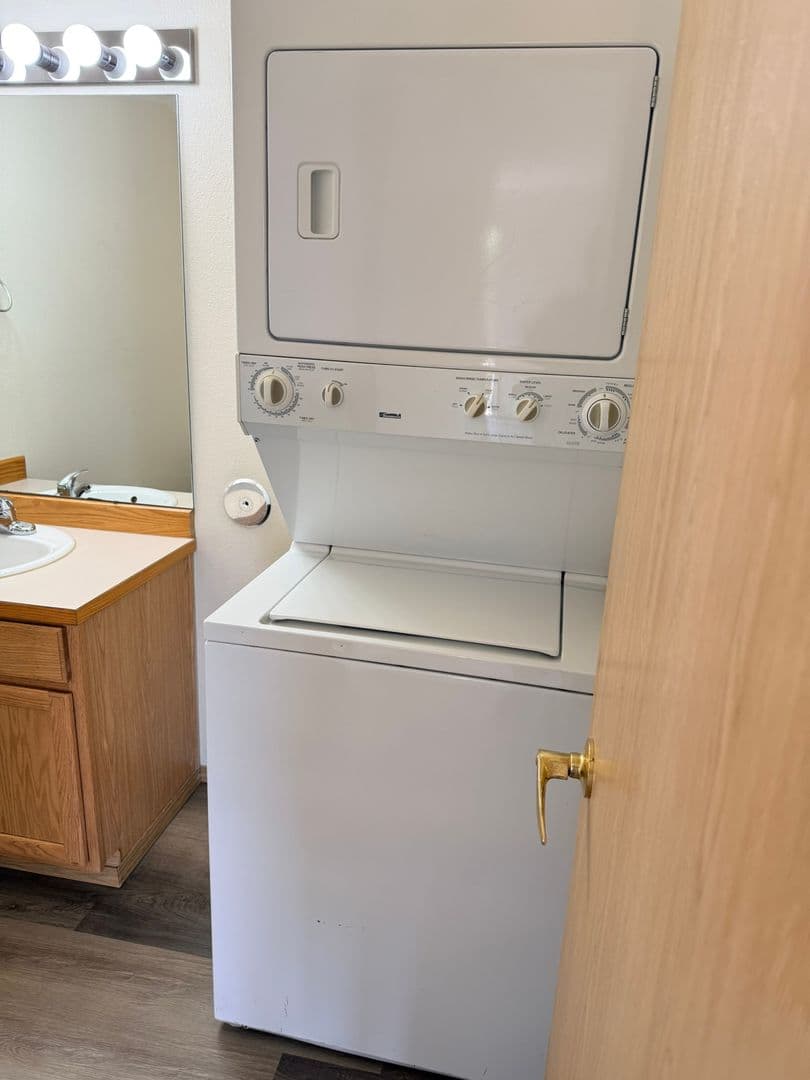 Snohomish Apartment: 1313 Bonneville Avenue
