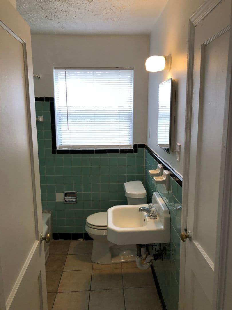 Columbus Apartment: 3126 Baker Circle