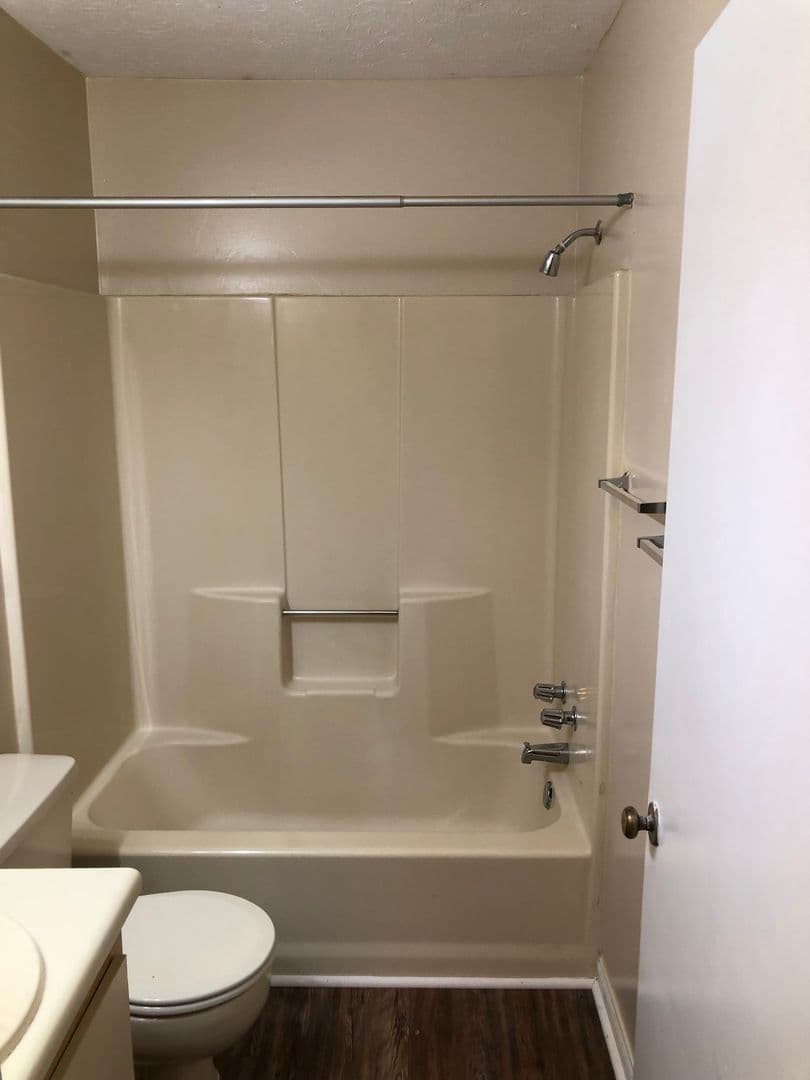 Columbus Apartment: 3251 13th Avenue