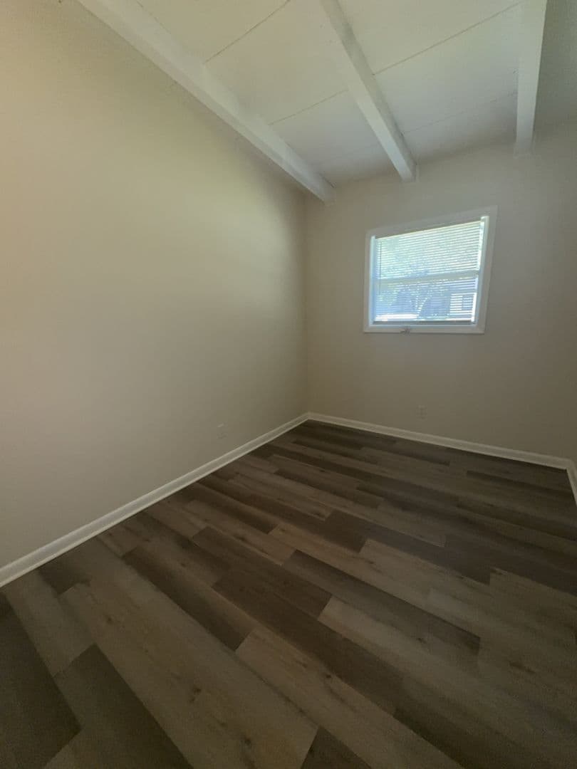 Columbus House: 2119 Lamore Drive