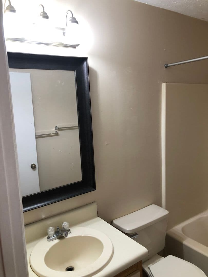 Columbus Apartment: 3251 13th Avenue
