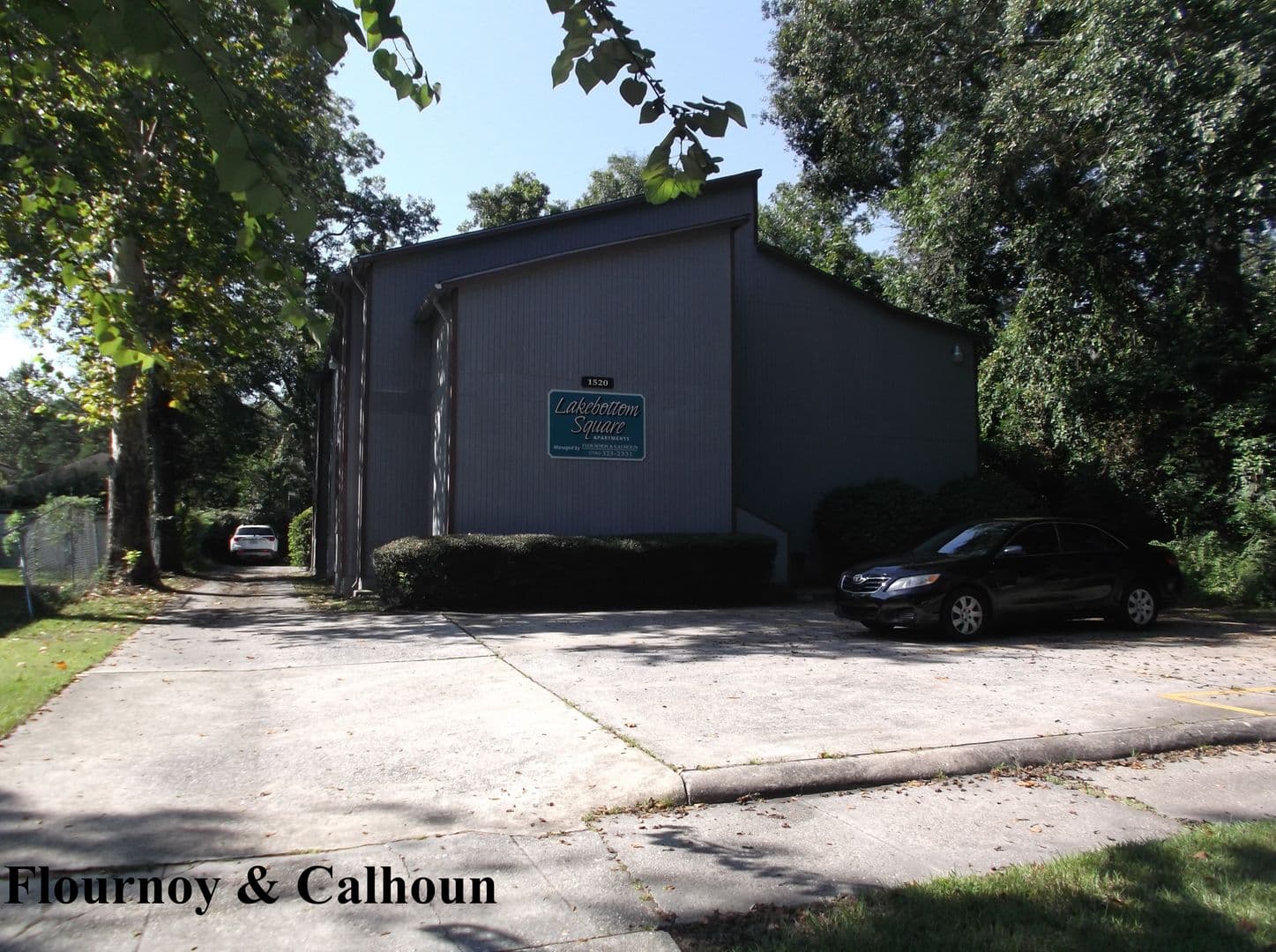 Columbus Apartment: 1520-18th Street
