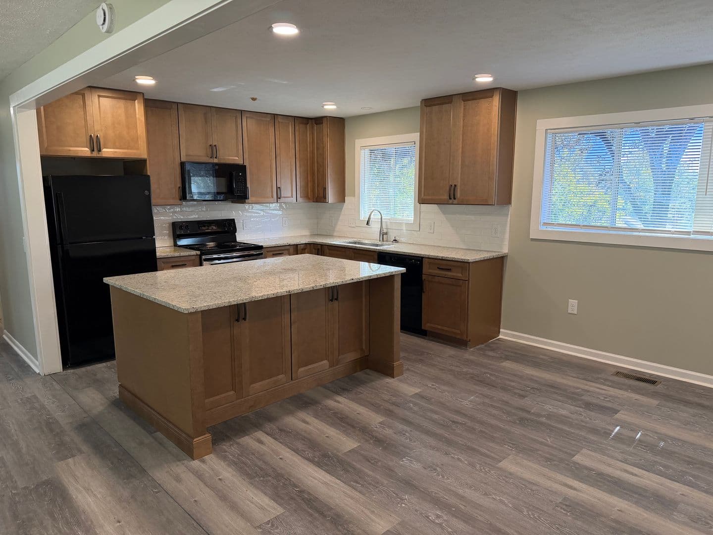 Columbus House: 4044 Norwood Drive