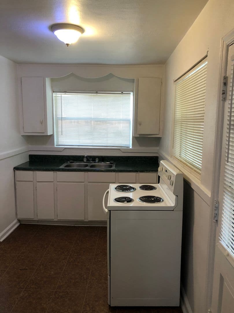 Columbus Apartment: 3126 Baker Circle