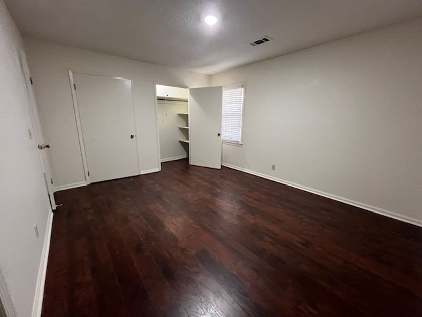 Columbus Apartment: 1423 17th Avenue