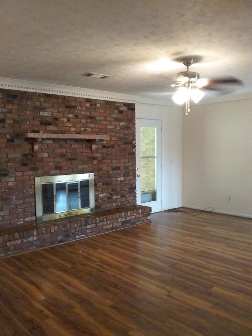 Columbus House: 7549 Crescent Drive
