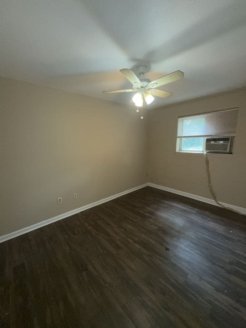 Columbus Apartment: 816-9th Street