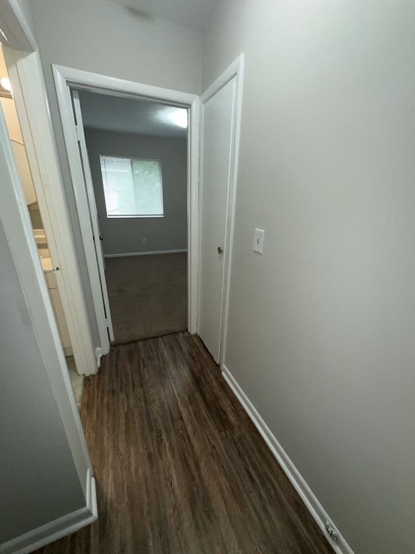 Columbus Apartment: 1011 Oakview Avenue