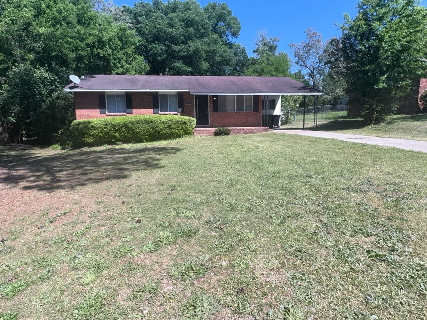 Columbus House: 624 Wright Drive
