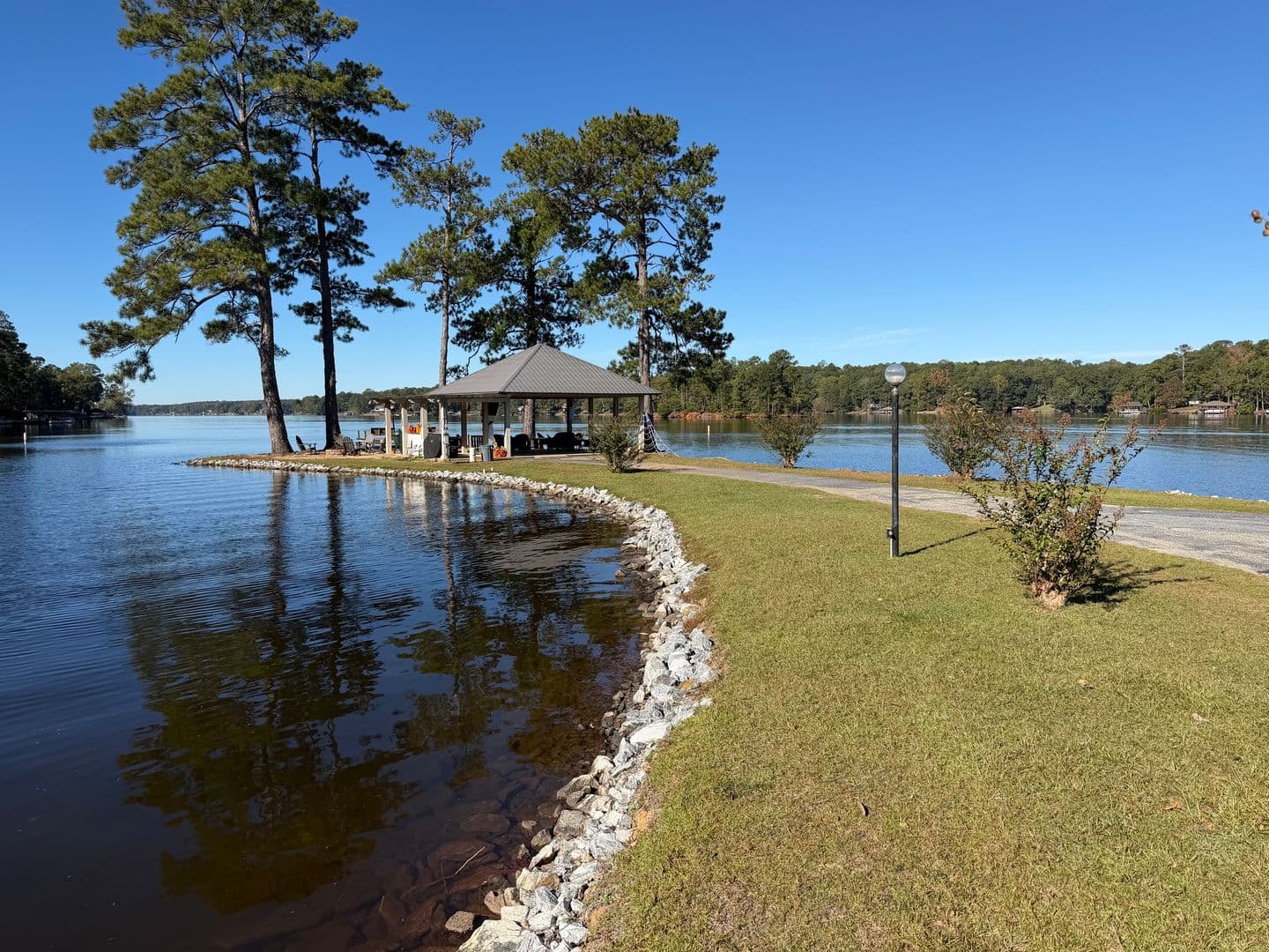 Fortson House: 333 Eastside Drive #7