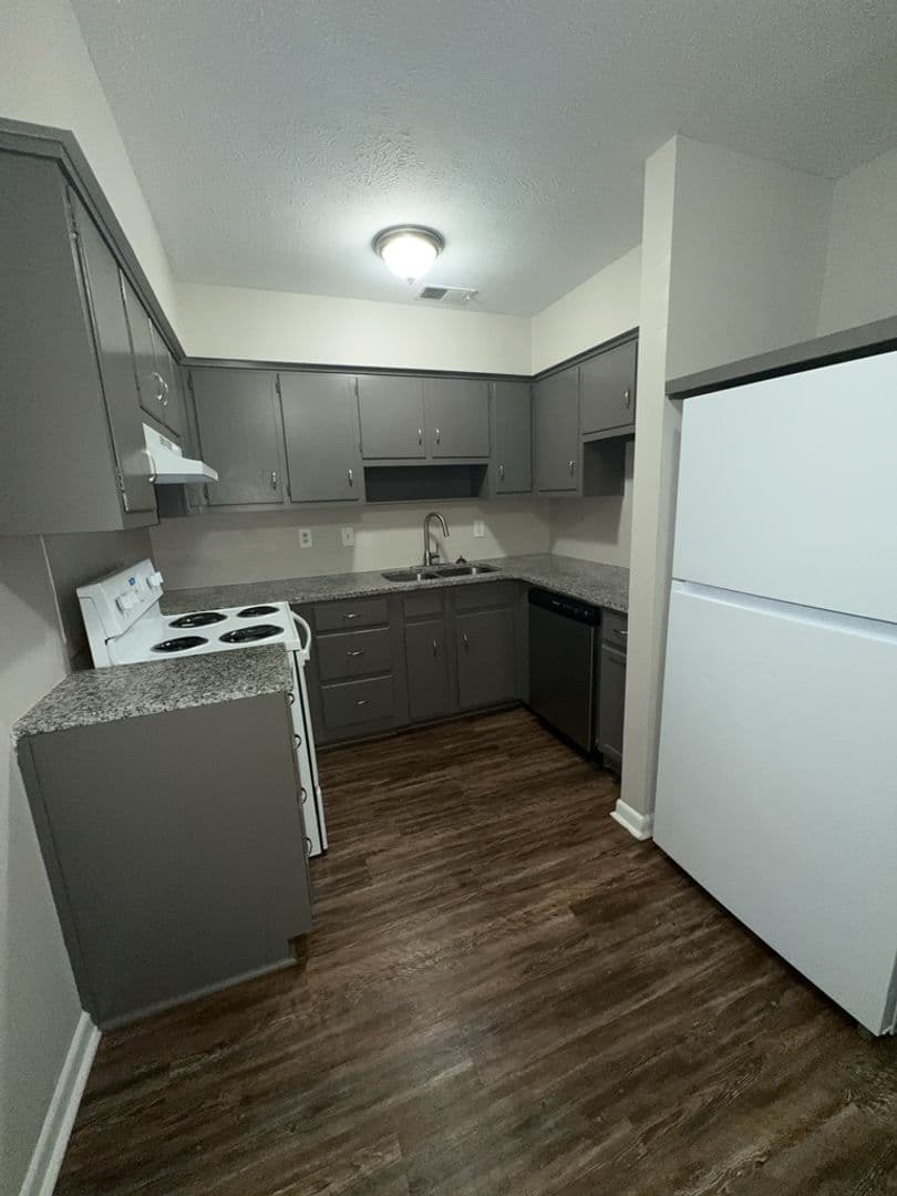Columbus Apartment: 1011 Oakview Avenue