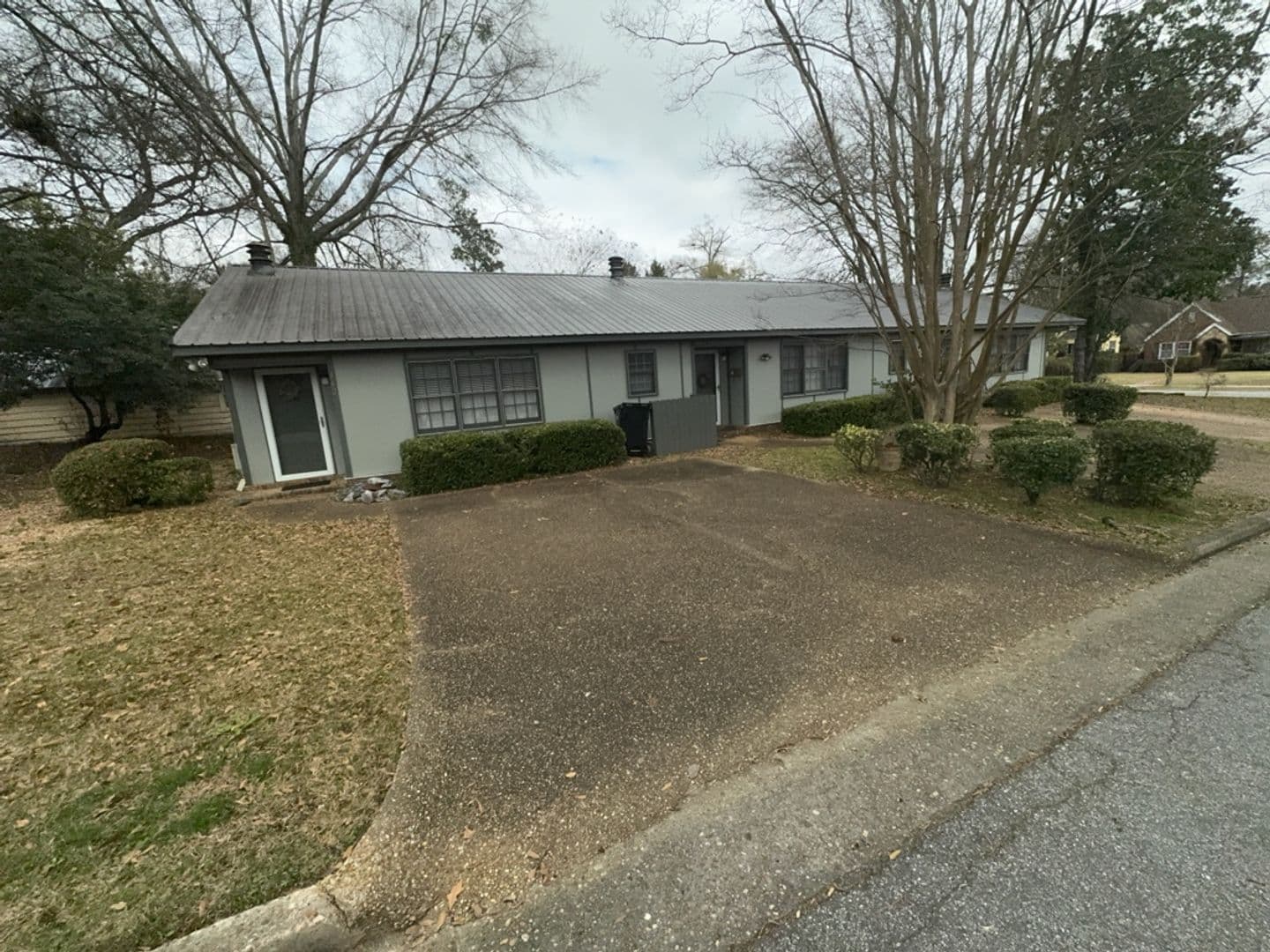 Columbus Apartment: 1423 17th Avenue