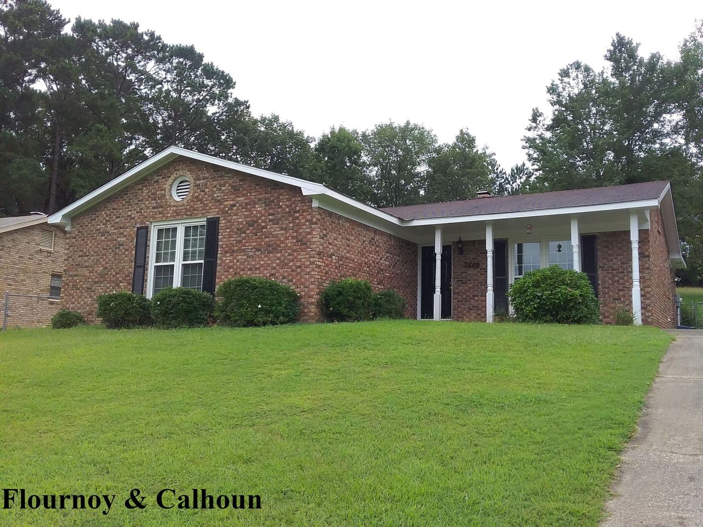 Columbus House: 7549 Crescent Drive