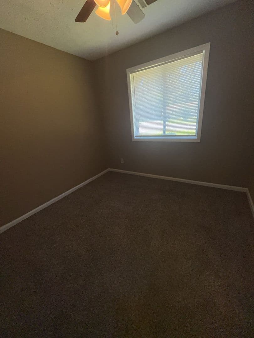 Columbus House: 624 Wright Drive