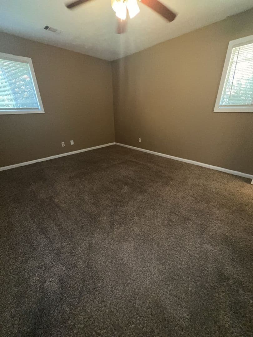 Columbus House: 624 Wright Drive