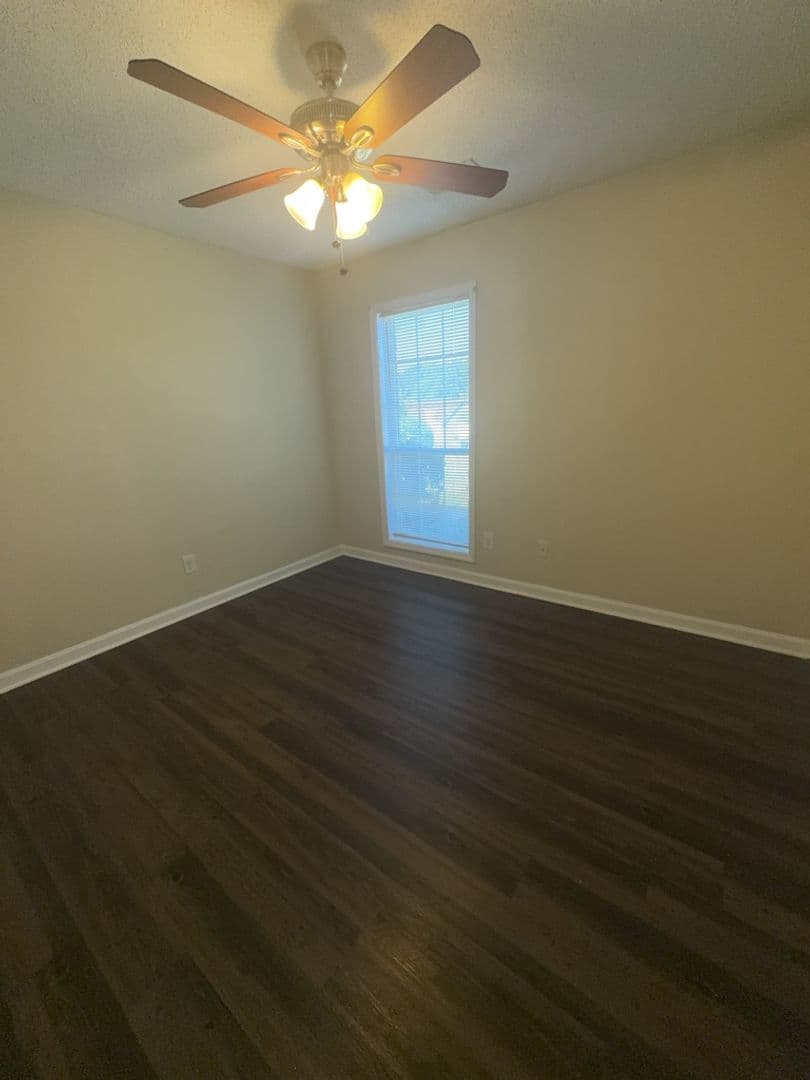 Columbus House: 6080 Creekside Drive
