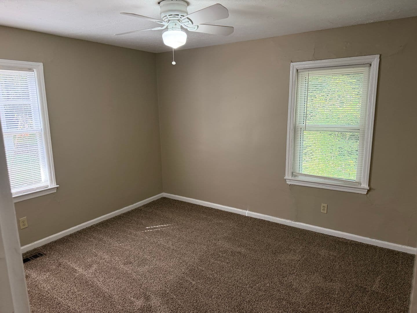 Columbus Apartment: 7 Lafayette Drive