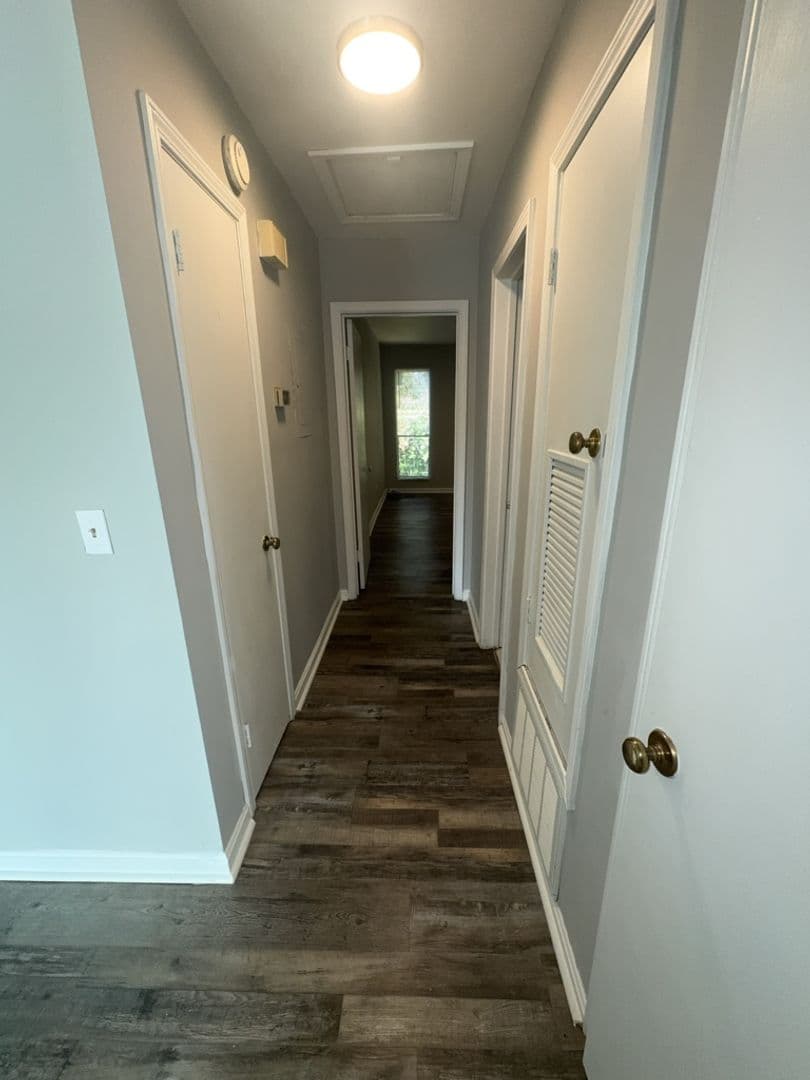 Columbus Apartment: 1520-18th Street