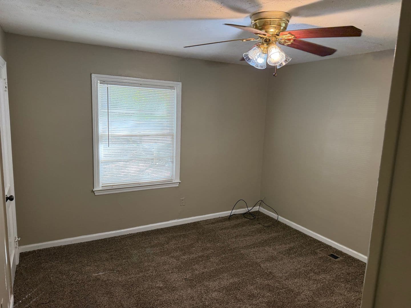Columbus Apartment: 7 Lafayette Drive