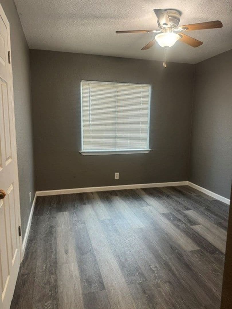 Modesto Apartment: Modesto