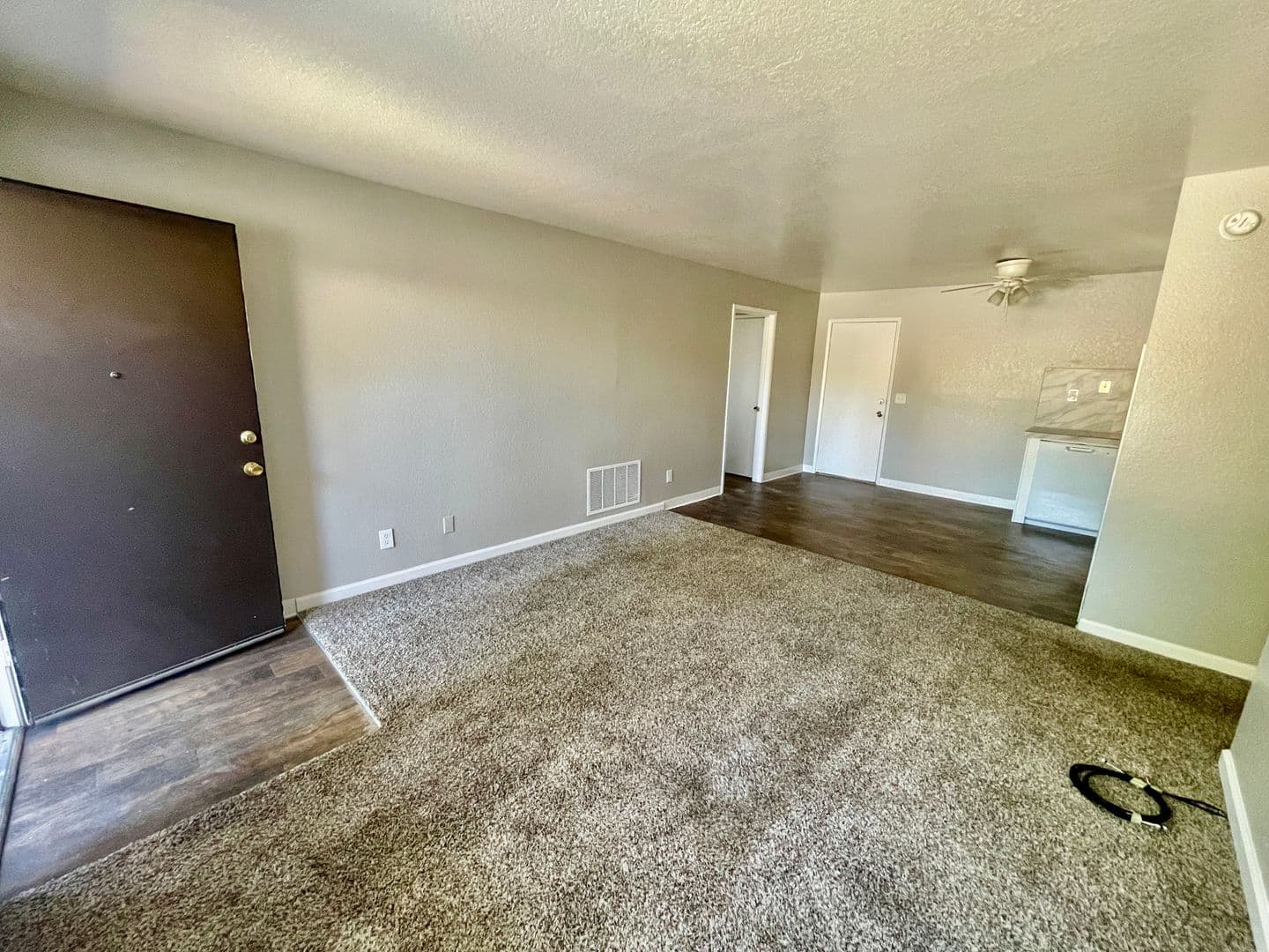 Modesto Apartment: Modesto
