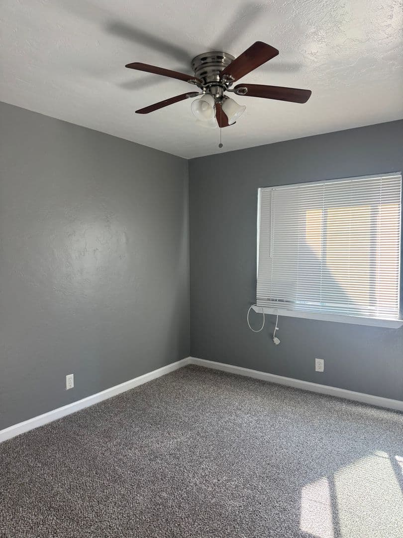 Modesto Apartment: 114 Fairview Avenue