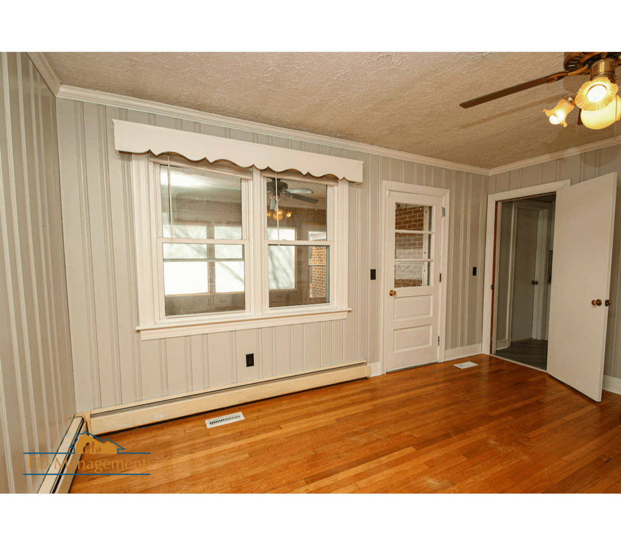 Seaford House: 2506 Seaford Road