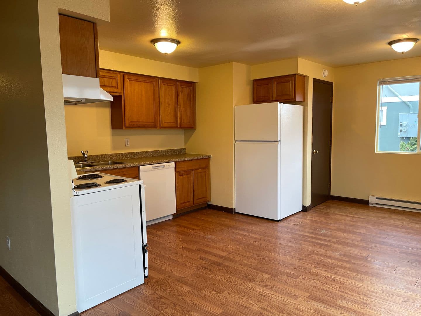 Spokane Apartment: 3001-3007 N Lee St.