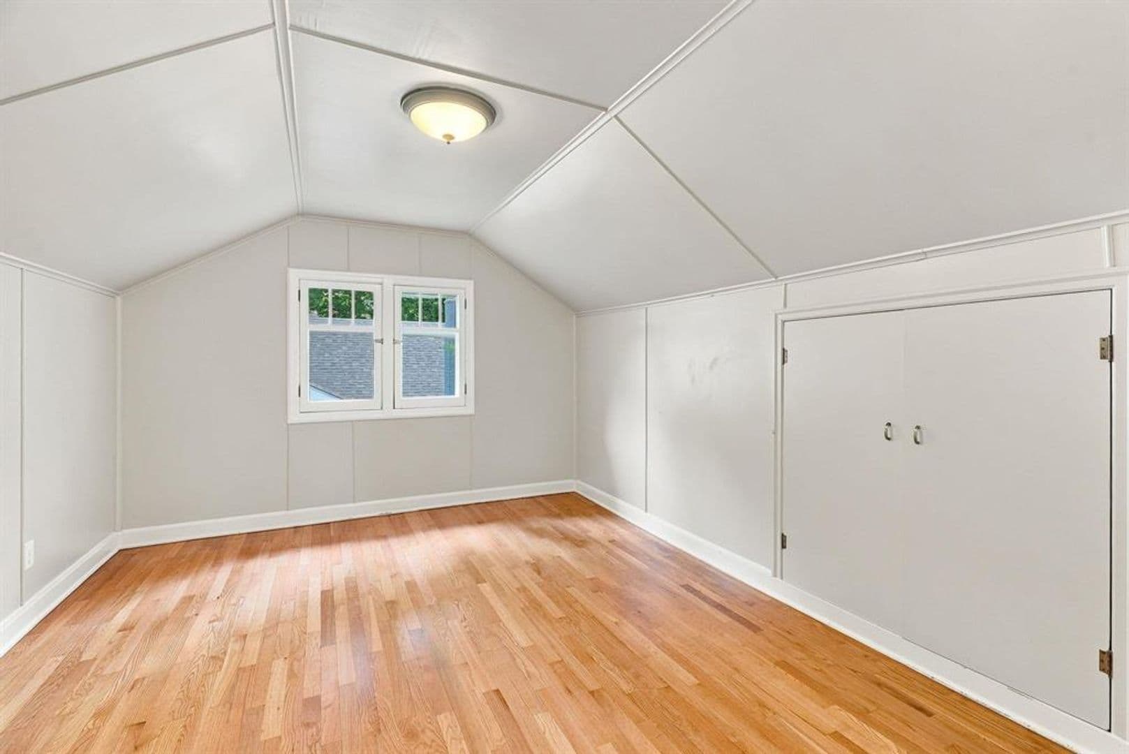 Spokane House: 632 W 20th Ave